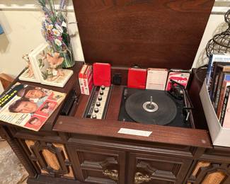Close up of items on stereo - records, etc.