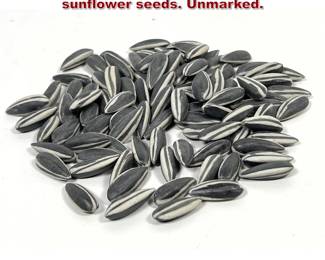 Lot 765 100 pcs AI WEI WEI porcelain sunflower seeds. Unmarked. 