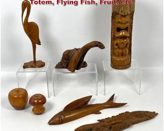 Lot 1051 7pcs Wood Objects. Blackie Hawaii Totem, Flying Fish, Fruit, etc.