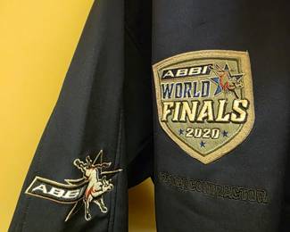 Logo’s on jacket