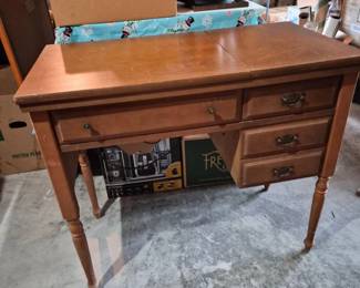 Singer Sewing Table