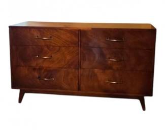 Thomasville Dresser