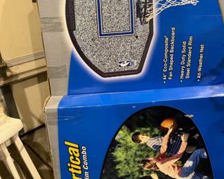 Basketball backboard & rim