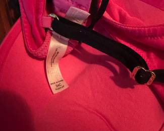 Bra's size 34C