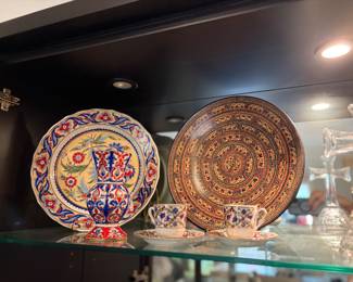 Hittite Plate and Kutahyah Porcelain plate