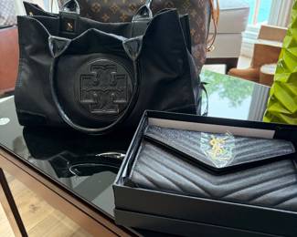 "Look a like" handbags