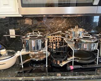 Cuisinart Pots and Pans & Dezin Electric Cooker, 2L Non-Stick Sauté Pan, Rapid Noodles Cooker, Mini Pot