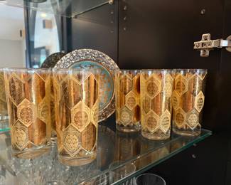 Gilt Pineapple Medallion Vintage Highball Glass Tumblers