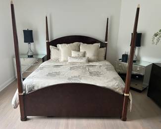 Trump King Sized Bed - Dual Sleep Number Inflatable Mattress with Remotes