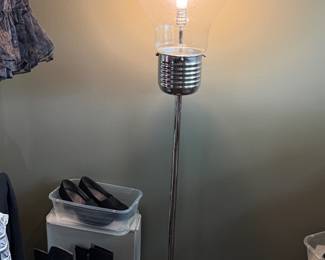 Lightbulb floor lamp