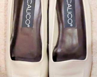 Shoes  Ladies Calico Biege Flats