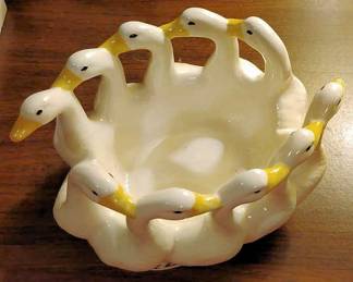 Geese  10 Geese Circling Bowl