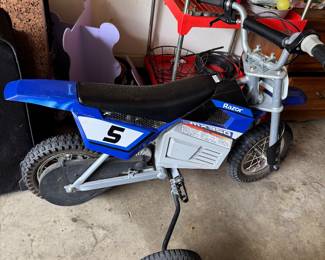Electric motorcycle for kid