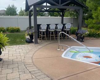 outdoor bar