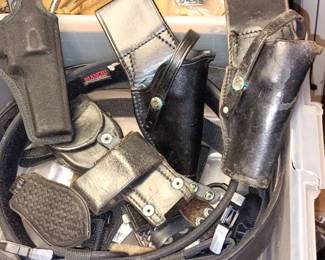 Police Holsters & Other Assessories 