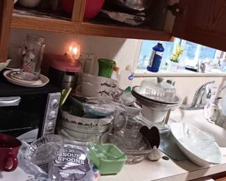 Kitchen goods and ware