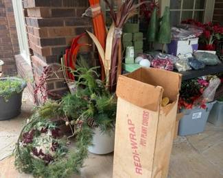 Wreaths, garland and dried floral