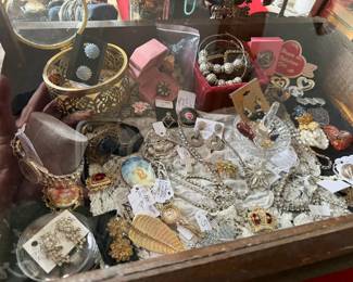 Gallery image 35