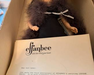 Vintage Effenbee  Legend Series "Mae West" 1982 in original box