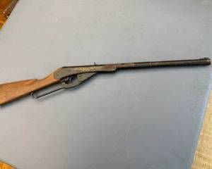 Daisy Model 105 B