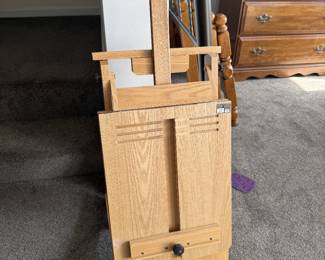 Artist Easel