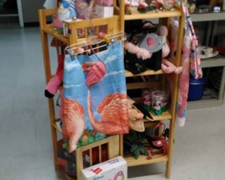Great solection of Flamingo collectibles
