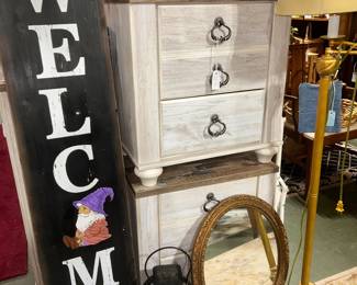 Welcome porch sign, Ashley 2-drawer nightstands