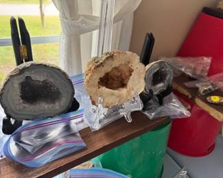 Geodes