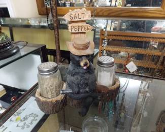 Salt and Pepper Holder