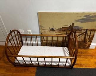 Antique Vintage Bentwood Baby Cradle Rocking Swing BedExcellent condition 