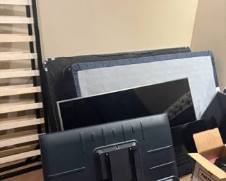 VARIOUS TVS