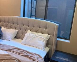 QUEEN BEDROOM SET- HIGH QUALITY MATTRESS