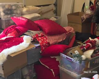 CHRISTMAS DECOR- MANY MANY STORAGE CONTAINERS