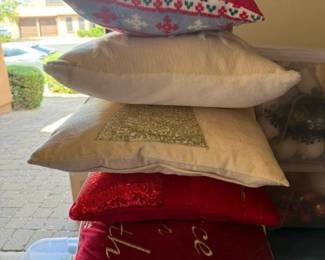 CHRISTMAS PILLOWS
