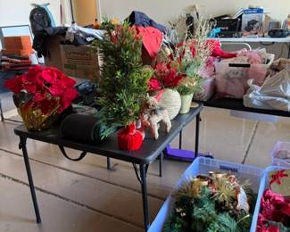 CHRISTMAS DECOR