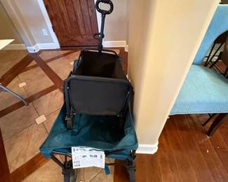 SMALL AND LARGE PORTABLE COLLAPSABLE WAGONS