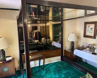 Henredon bed