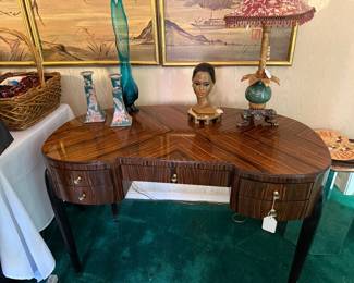 Henredon desk