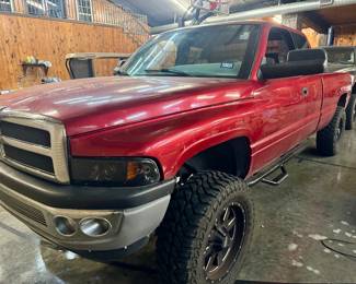 ‘97 Dodge Laramie 246,00 mi. 5.9L intercooled turbo diesel, 4WD