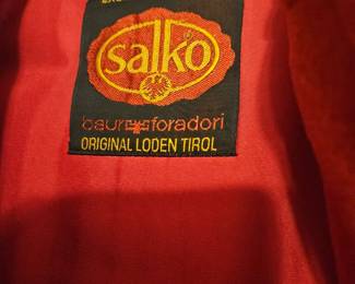 Alpaca coat label.