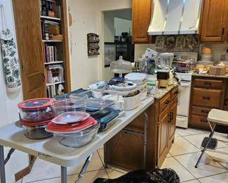 Kitchen items, (items sold separately).
