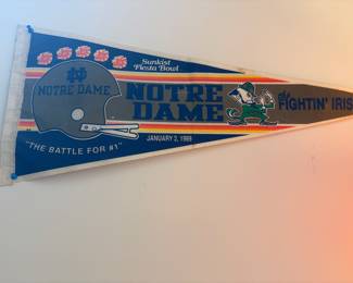 Vintage Notre Dame pennant