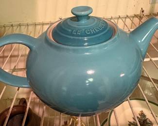 Le Creuset teapot