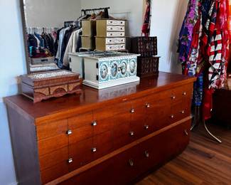 Midcentury Dresser