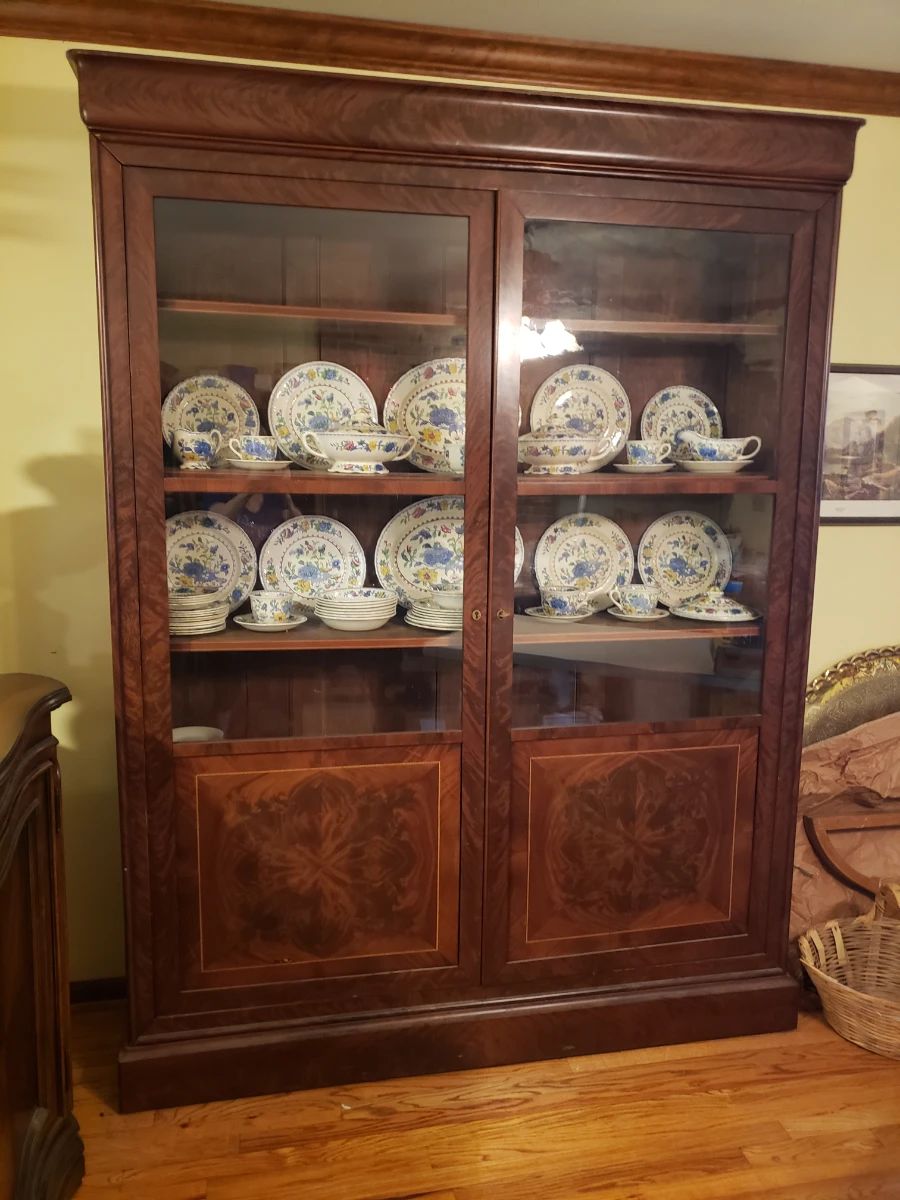 FABULOUS FLAME MAHOGANY 1860's CABINET and Mason''s Regency Antique Chine