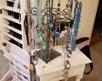 many necklaces