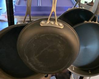 CALLAPHON POTS AND PANS