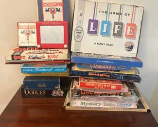 Lot #212 Vintage Board Game Lot 15+ Milton Bradley Parker Brothers 1950s-80s Life Monopoly
