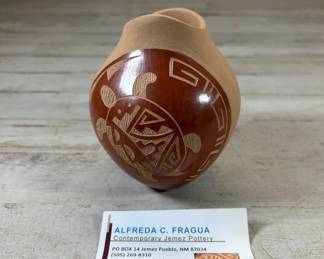 Lot #154 Alfreda C. Fragua Jemez Pueblo Sgraffito Pottery Vase Turtle Butterfly NM