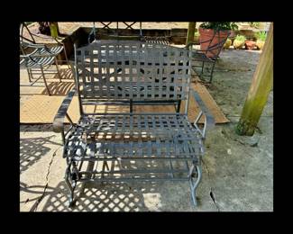 “Santa Fe” nailhead glider by International Glider Company